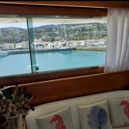 Botel Casa Sull'acqua
