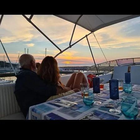 Casa Sull'acqua Botel Rodi Garganico